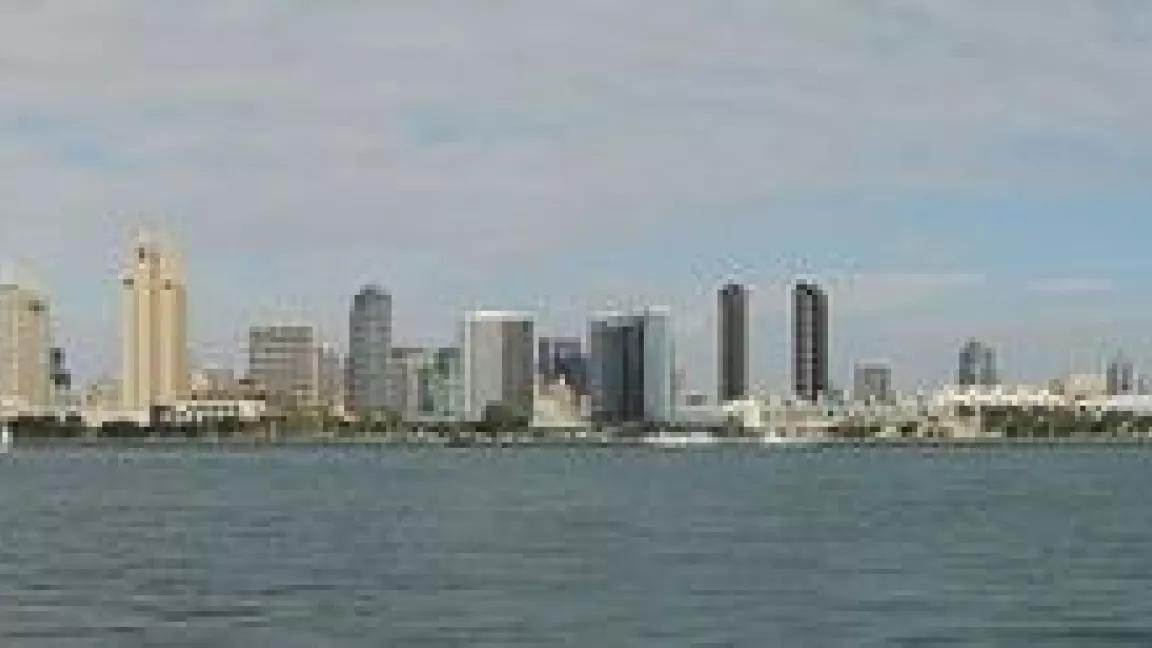Thumbnail image for 800px-San_Diego_Skyline_Day_JD111107.jpg