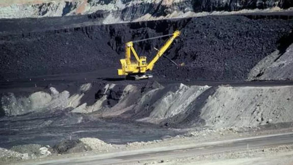 Coal_mine_Wyoming.jpg