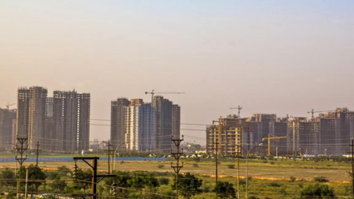 Construction Noida India credit Bhaskar Deol 2012.jpg