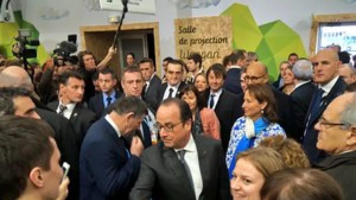 French President Hollande touring Green Zone.jpg