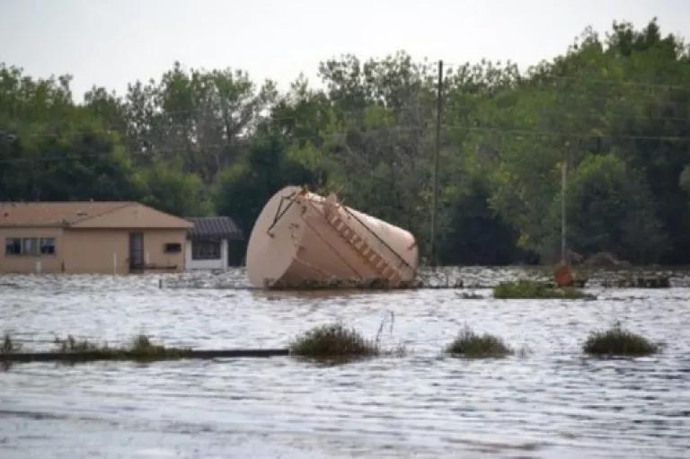 Close-up of flooded tank.jpg