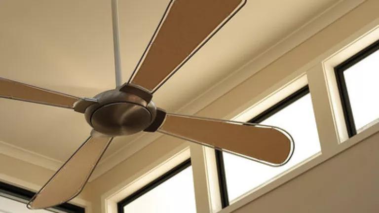 Efficient Fan photo by Terence Kearns, under Creative Commons