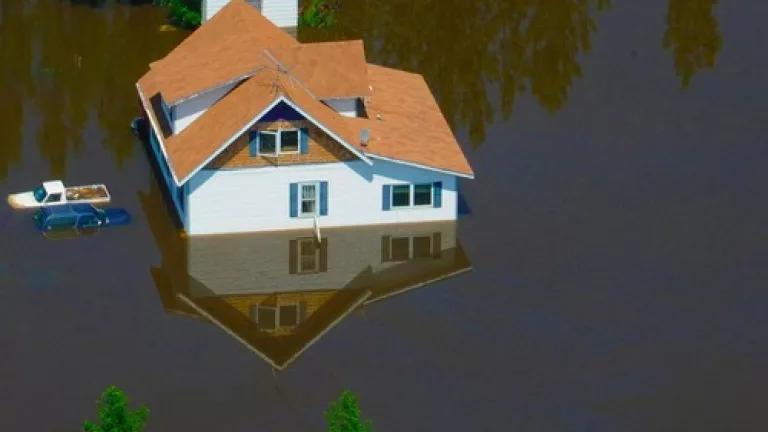 flooded-house-cc-2011-big.jpg