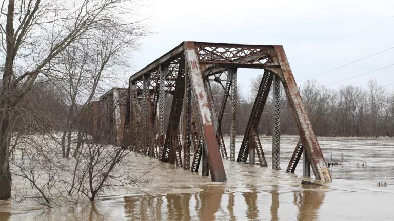 U.S. Army Corps of Engineers via TeamStLouis/Flickr