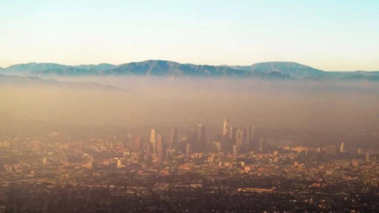 Smog sobre Los Angeles_Flickr_vlasta.jpg