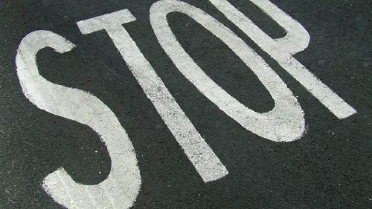 stop-1077973.jpg