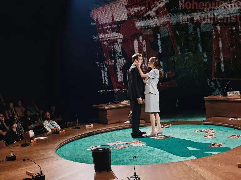 Stephen Kunken as Don Pearlman and Natalie Gold as his wife, Shirley Pearlman, in KYOTO at Lincoln Center Theater in Manhattan, New York.