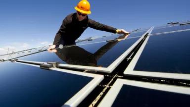 Solar.worker.energy.gov.jpg