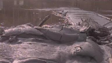 Thumbnail image for TLM_Martin Cty, KY 2000 sludge spill_by Bud Kraft.jpg