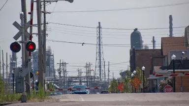 Whiting refinery -- Eric Alix Rogers.jpg