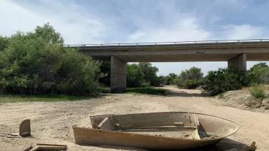 Photograph of dry riverbed of the San Joaquin River May 2022